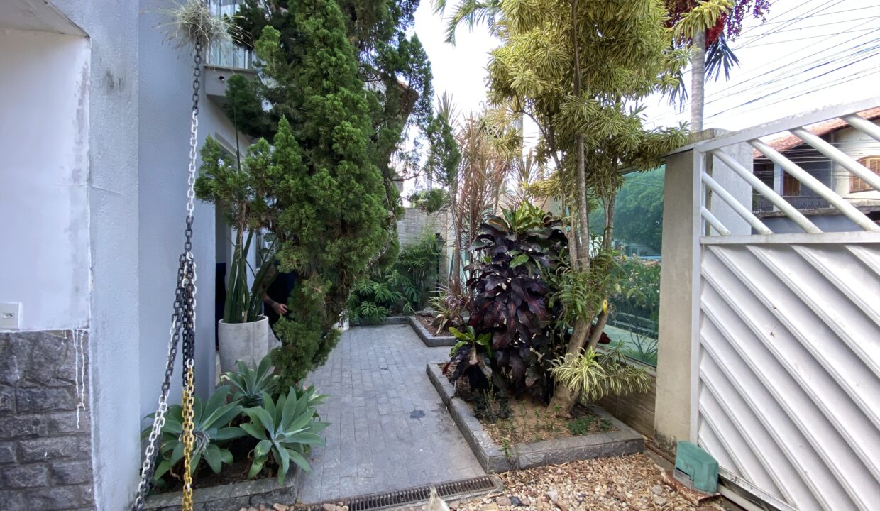 20250228_165401612_iOS