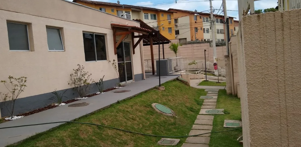 4dda39c4-a478-4d41-b7fb-9bed3e2f26f7