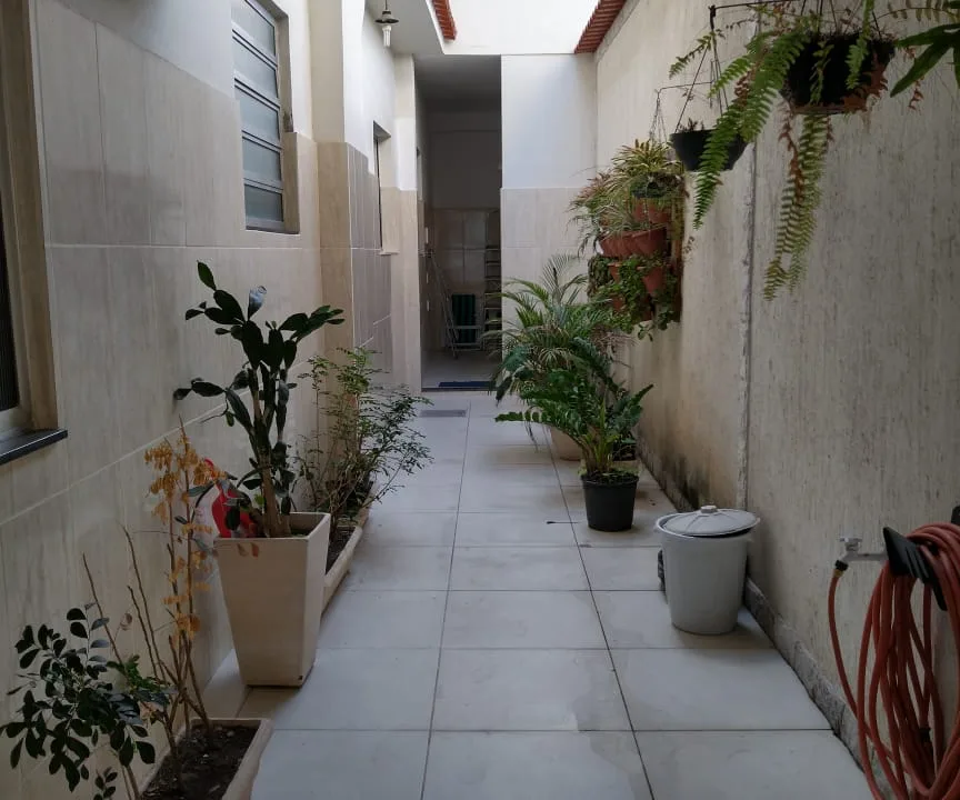 8d2af7a3-3375-4ce7-a26a-ff361f1c72a1