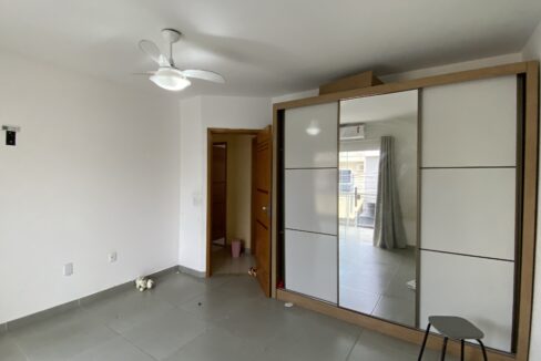 20250410_184854878_iOS