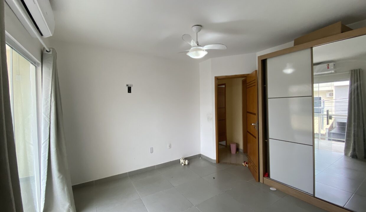 20250410_184857504_iOS