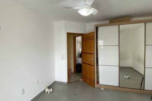 20250410_184932073_iOS