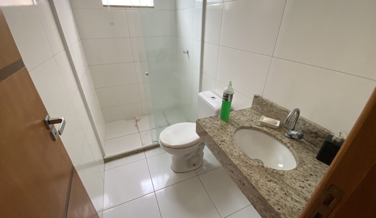 20250410_184939860_iOS