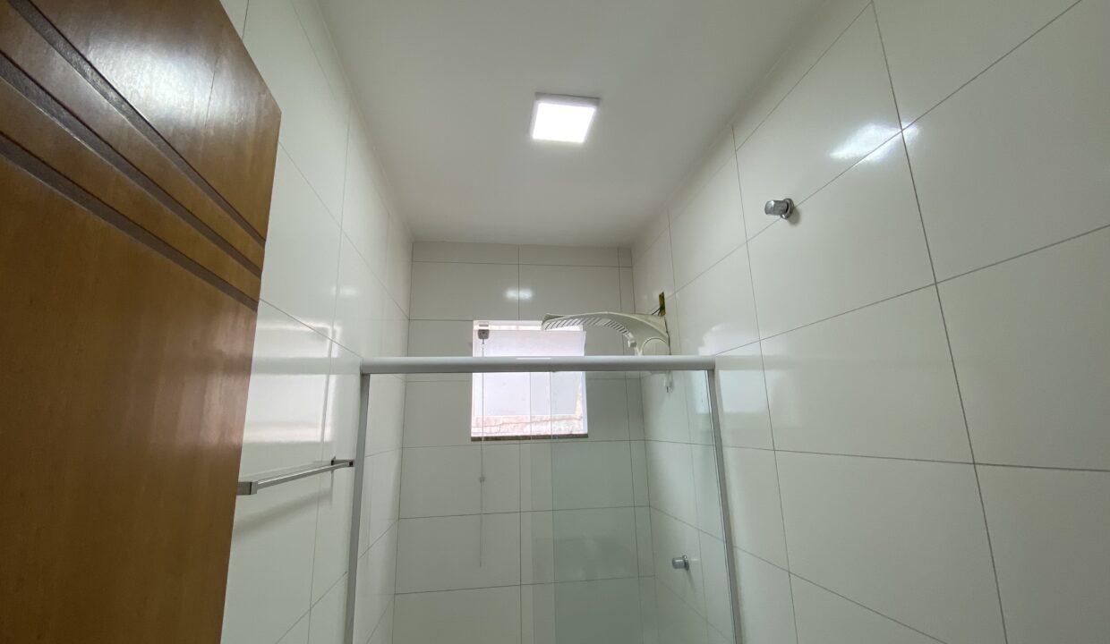 20250410_184955702_iOS