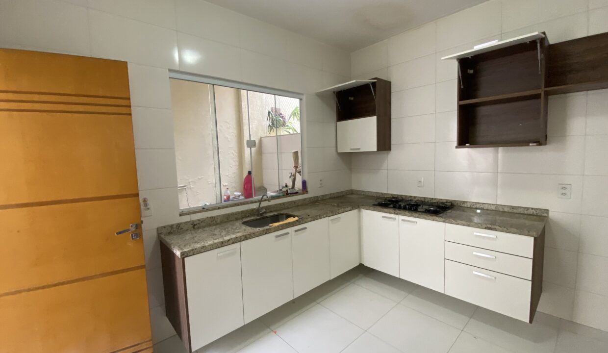 20250410_185609374_iOS